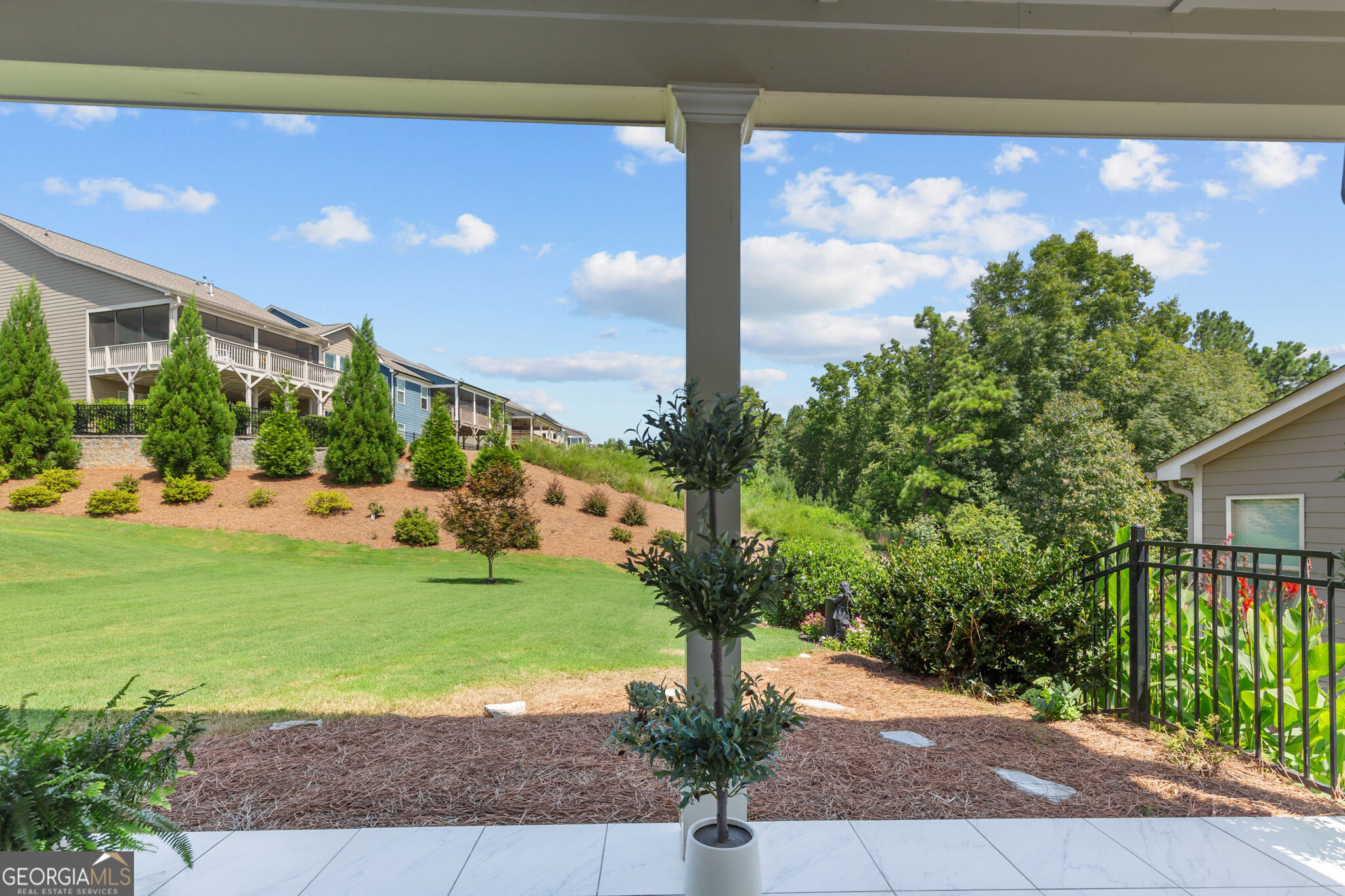 215 Silver Court