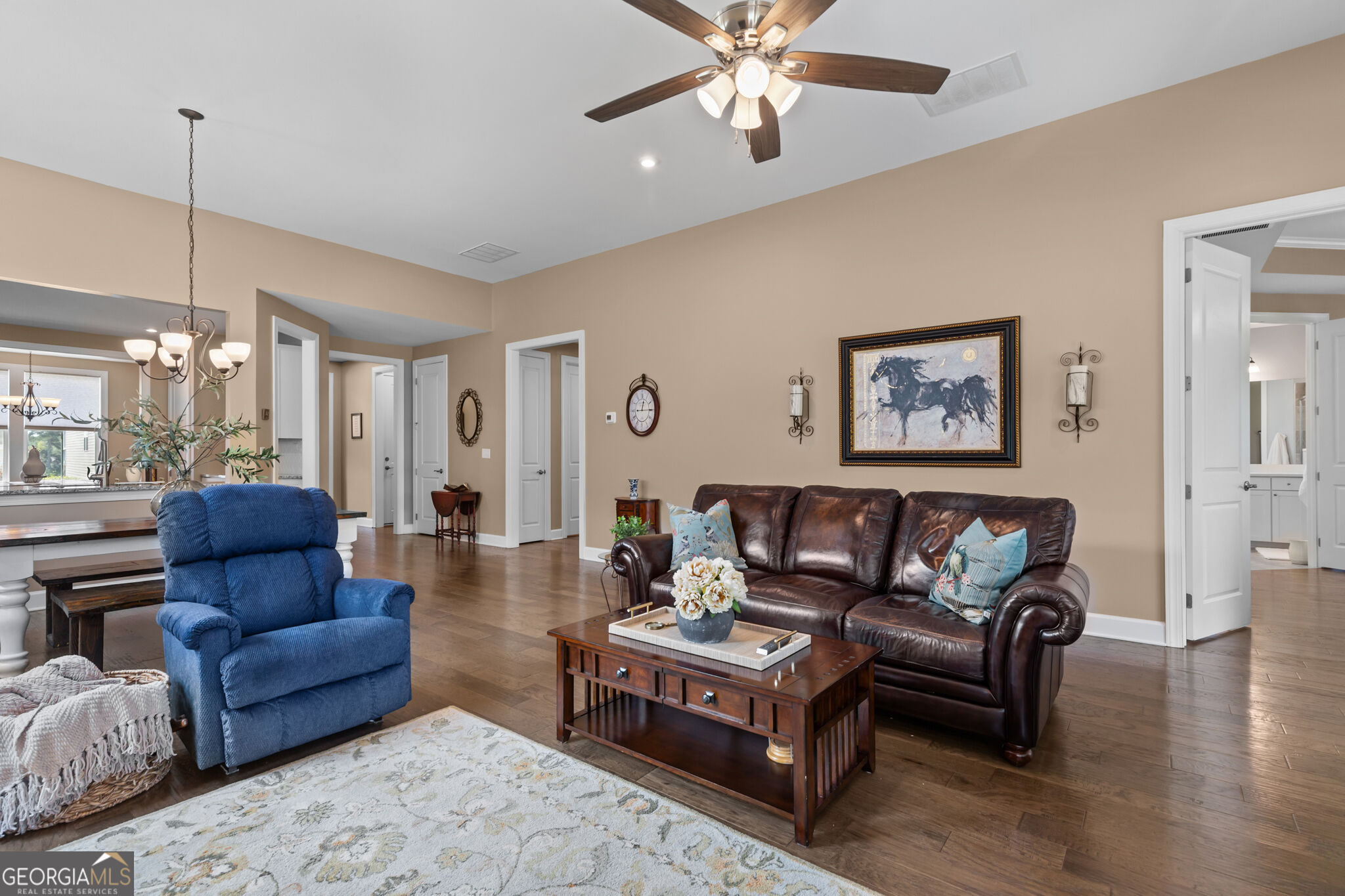 215 Silver Court
