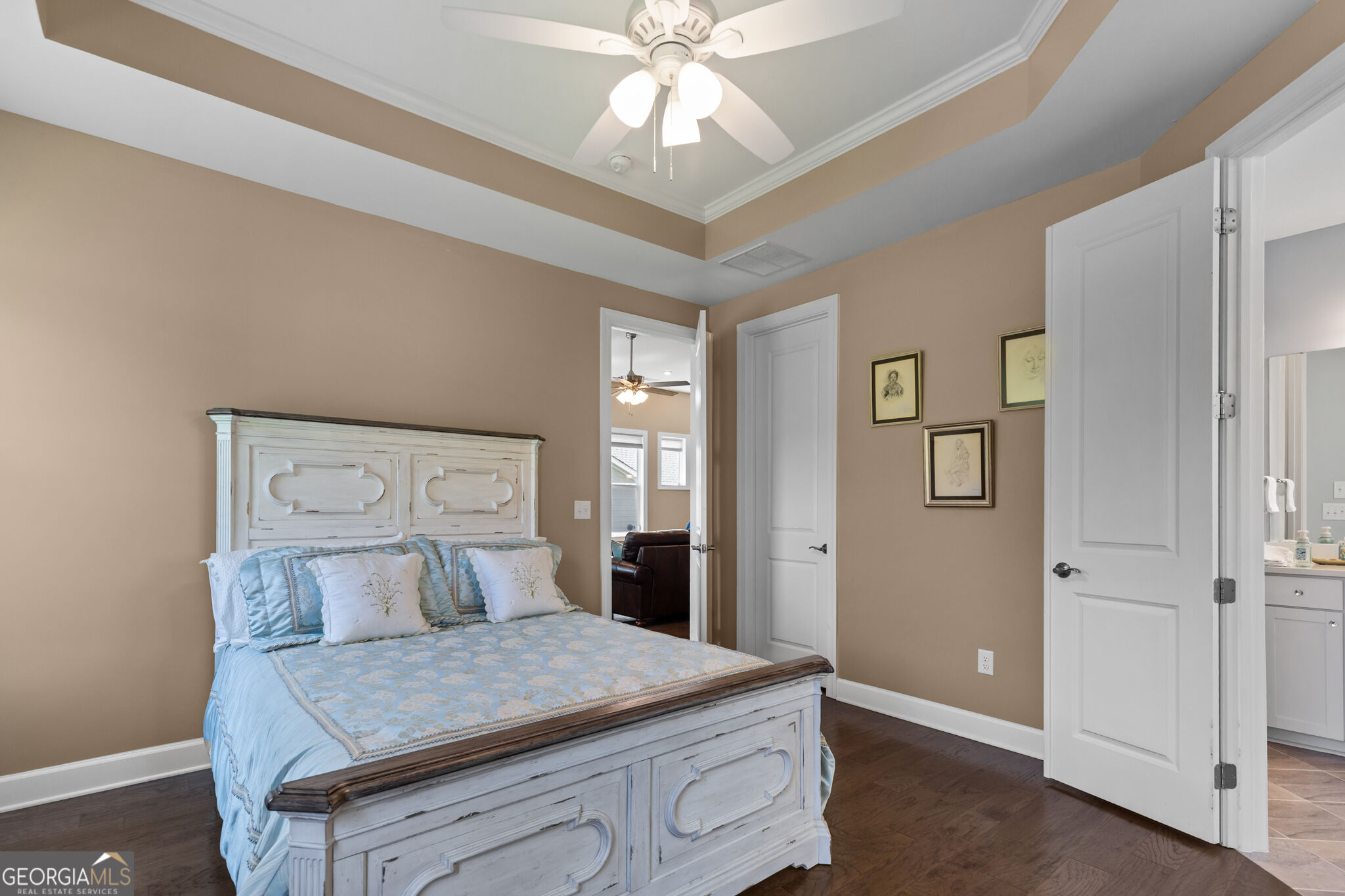 215 Silver Court