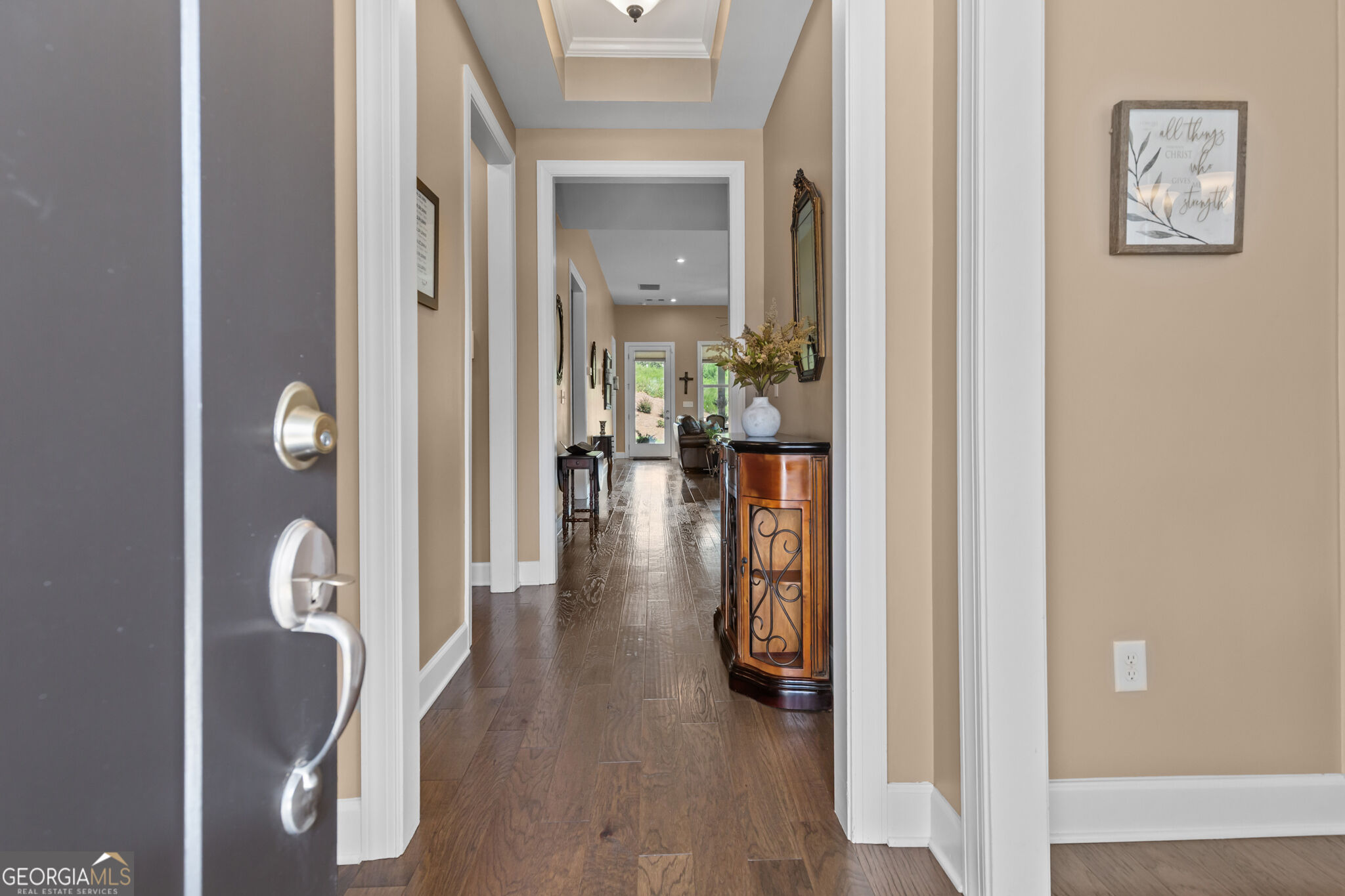215 Silver Court