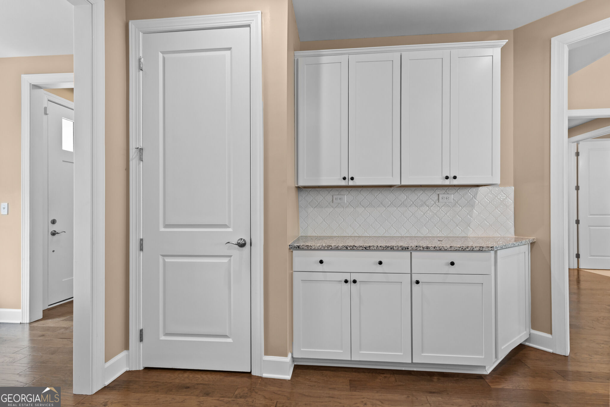 215 Silver Court