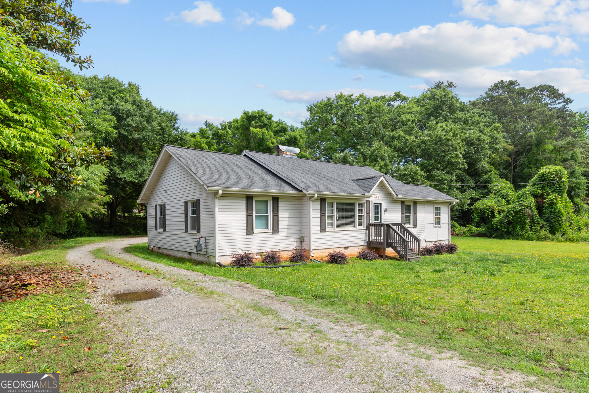641 Highway 23 NW