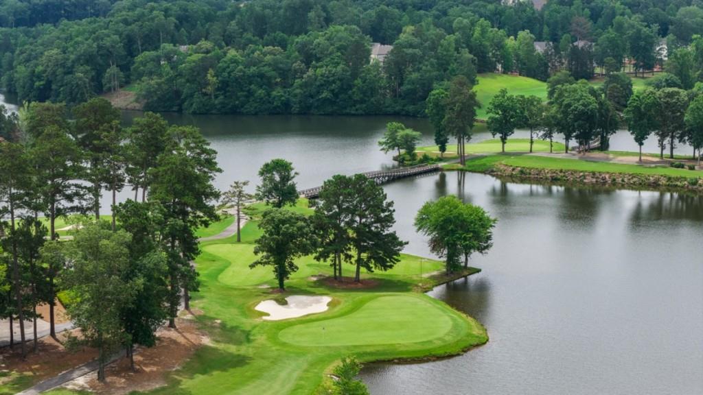 124 Crooked Lake Park