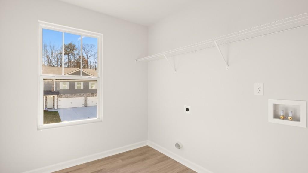 124 Crooked Lake Park
