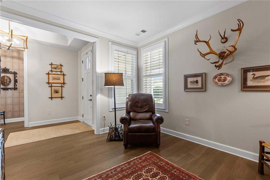 319 Erie Point