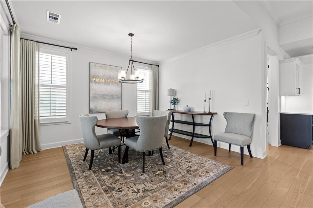170 Erie Point