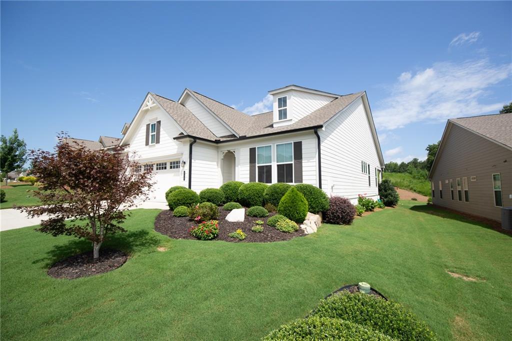 215 Silver Court