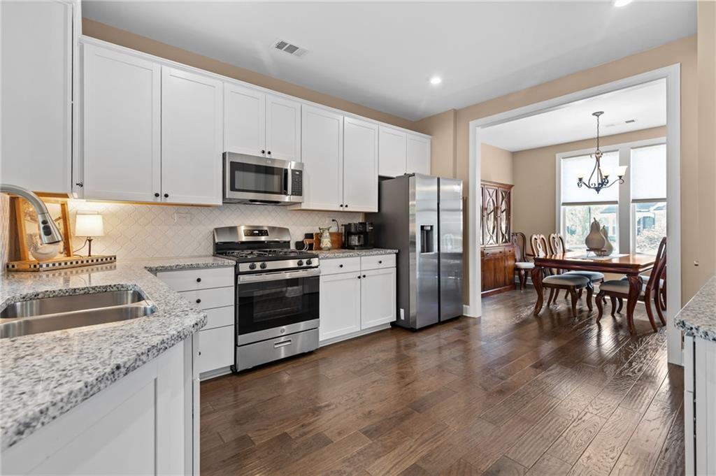 215 Silver Court
