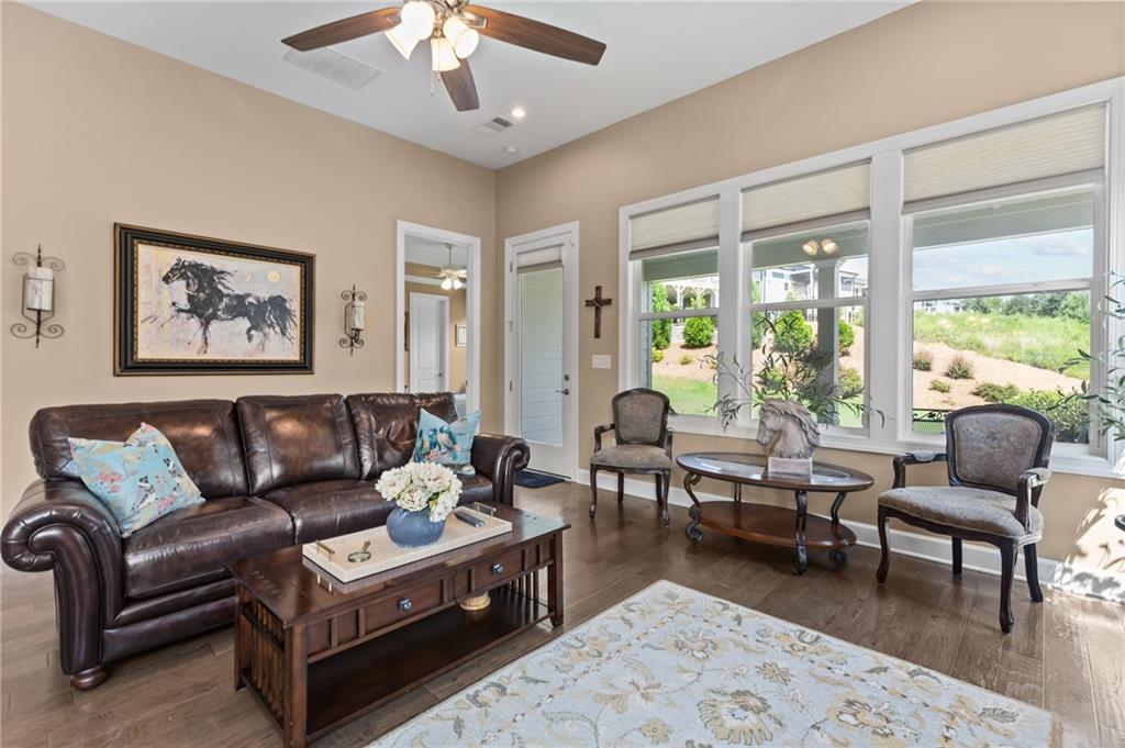 215 Silver Court