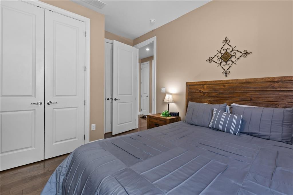 215 Silver Court