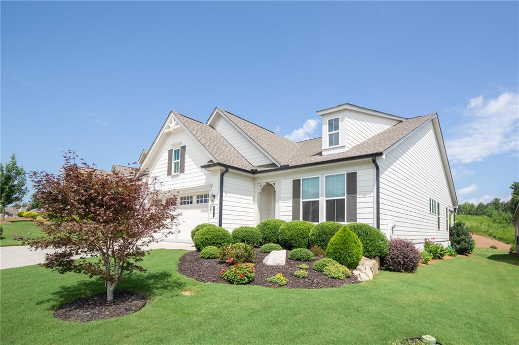 215 Silver Court