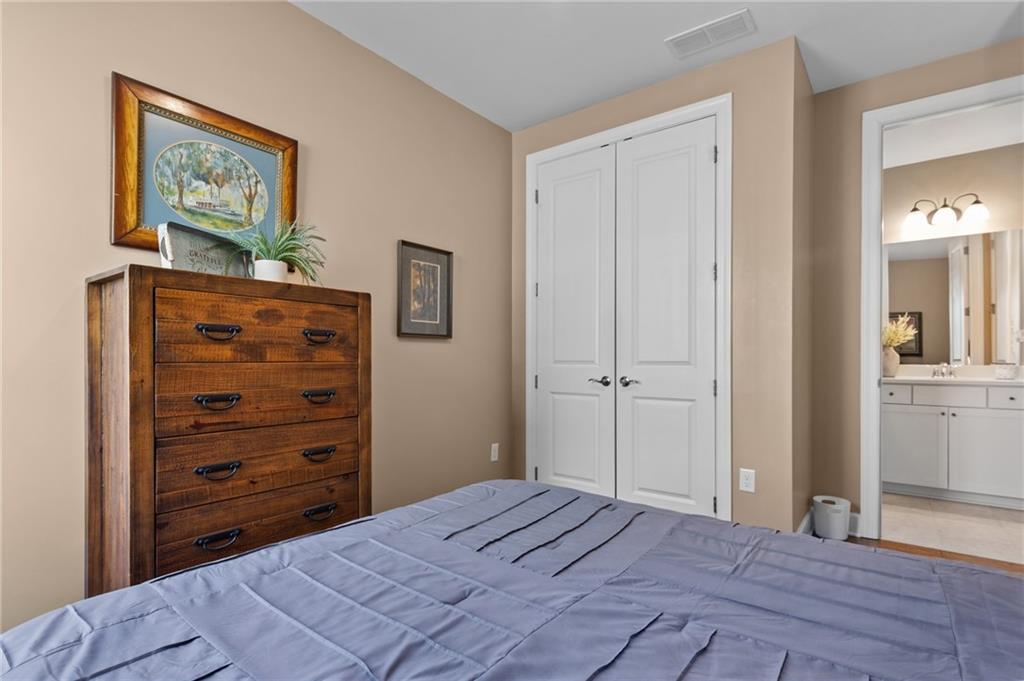 215 Silver Court