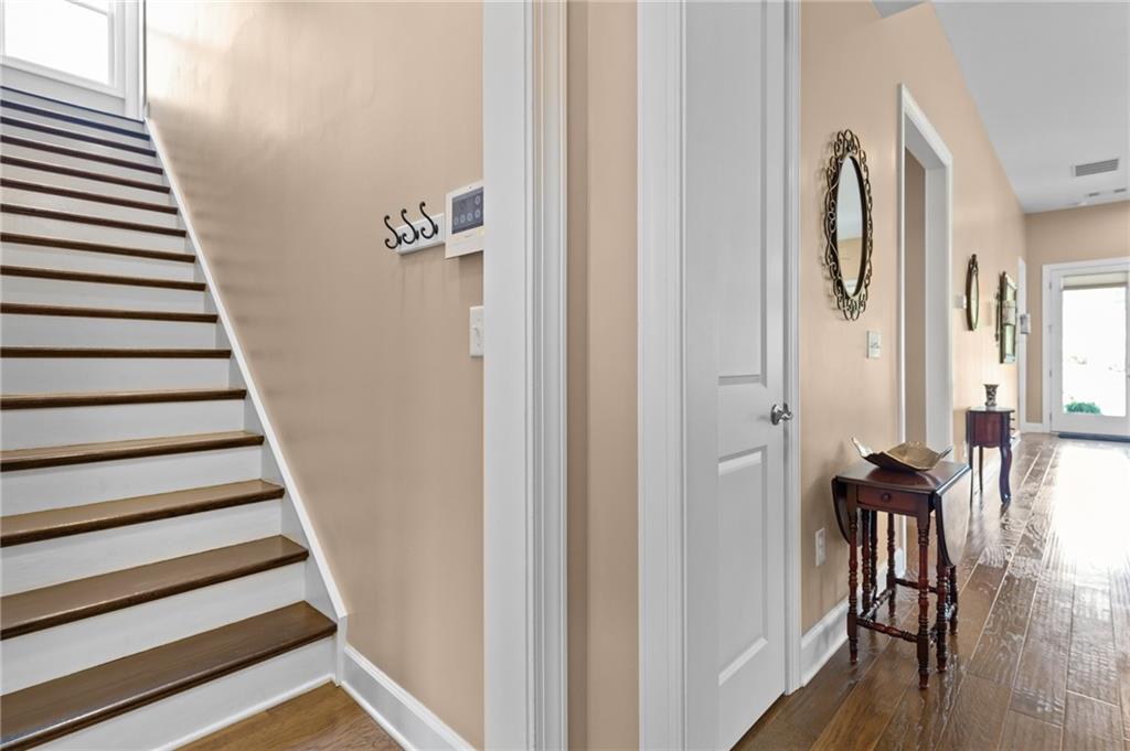 215 Silver Court