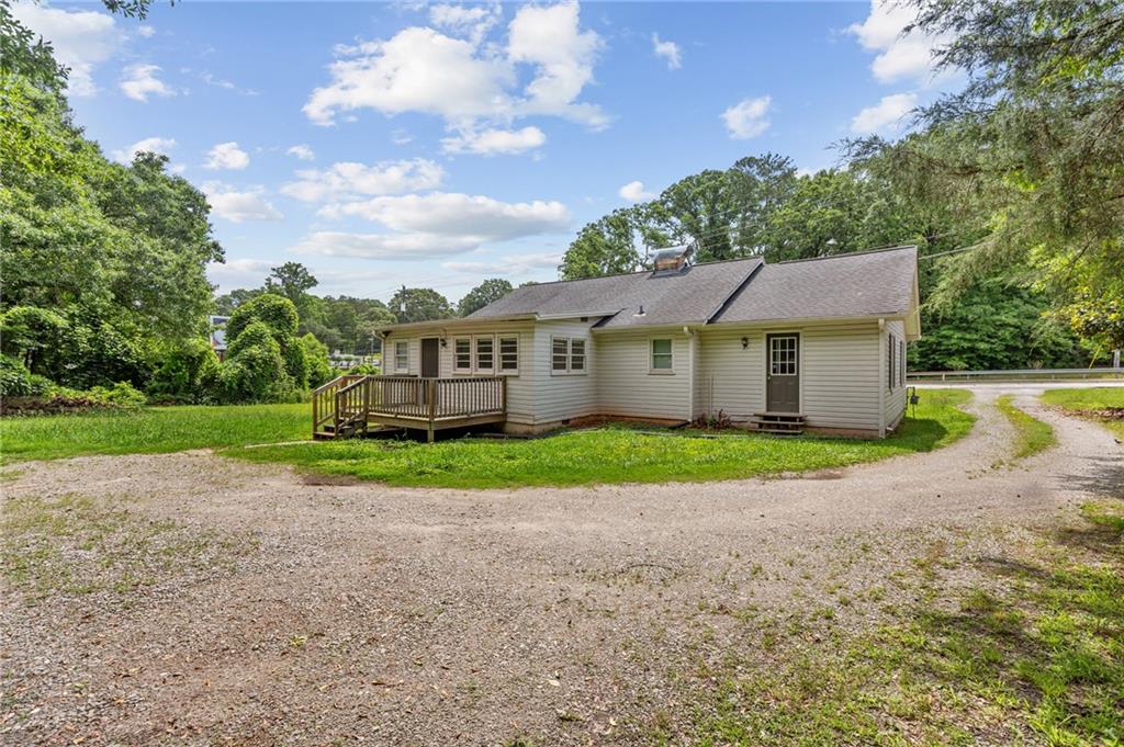 641 Highway 23 NW
