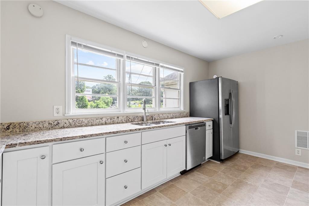 641 Highway 23 NW