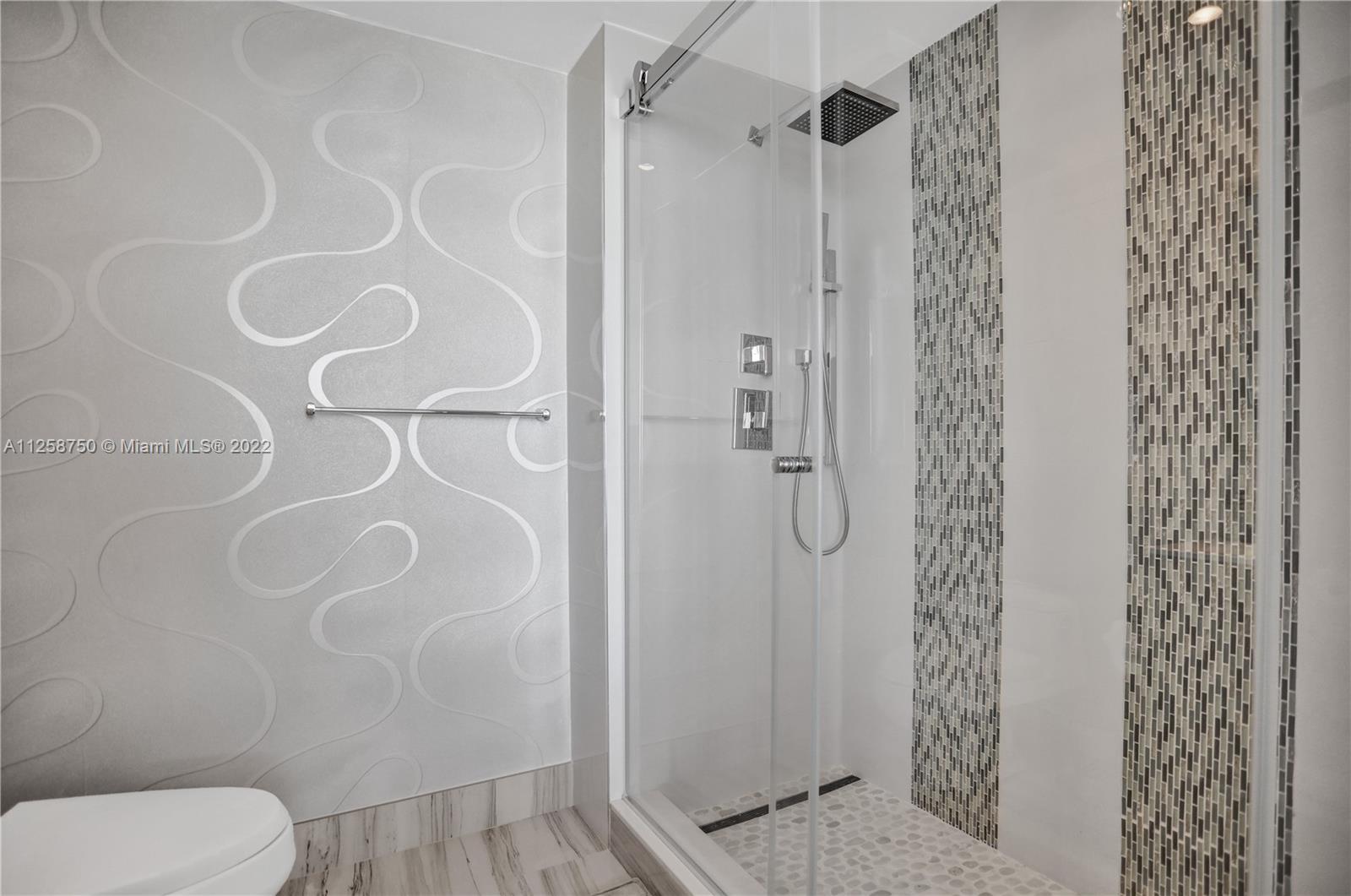 1000 S Pointe Dr Unit: 3402