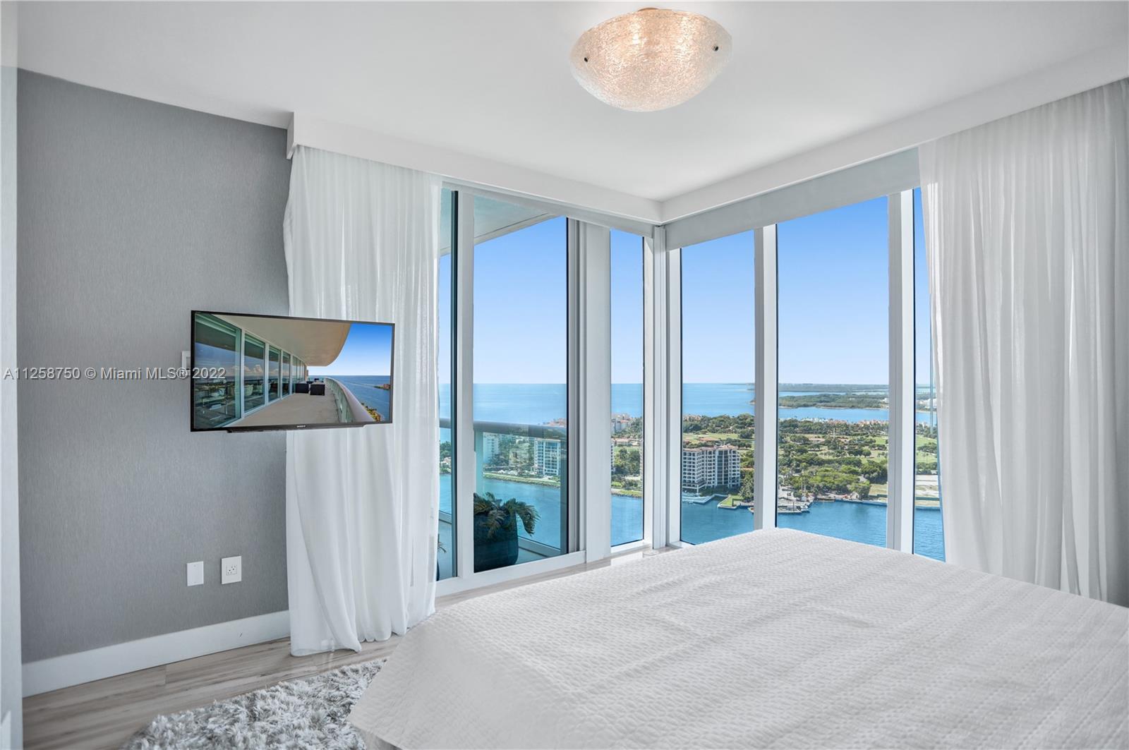1000 S Pointe Dr Unit: 3402