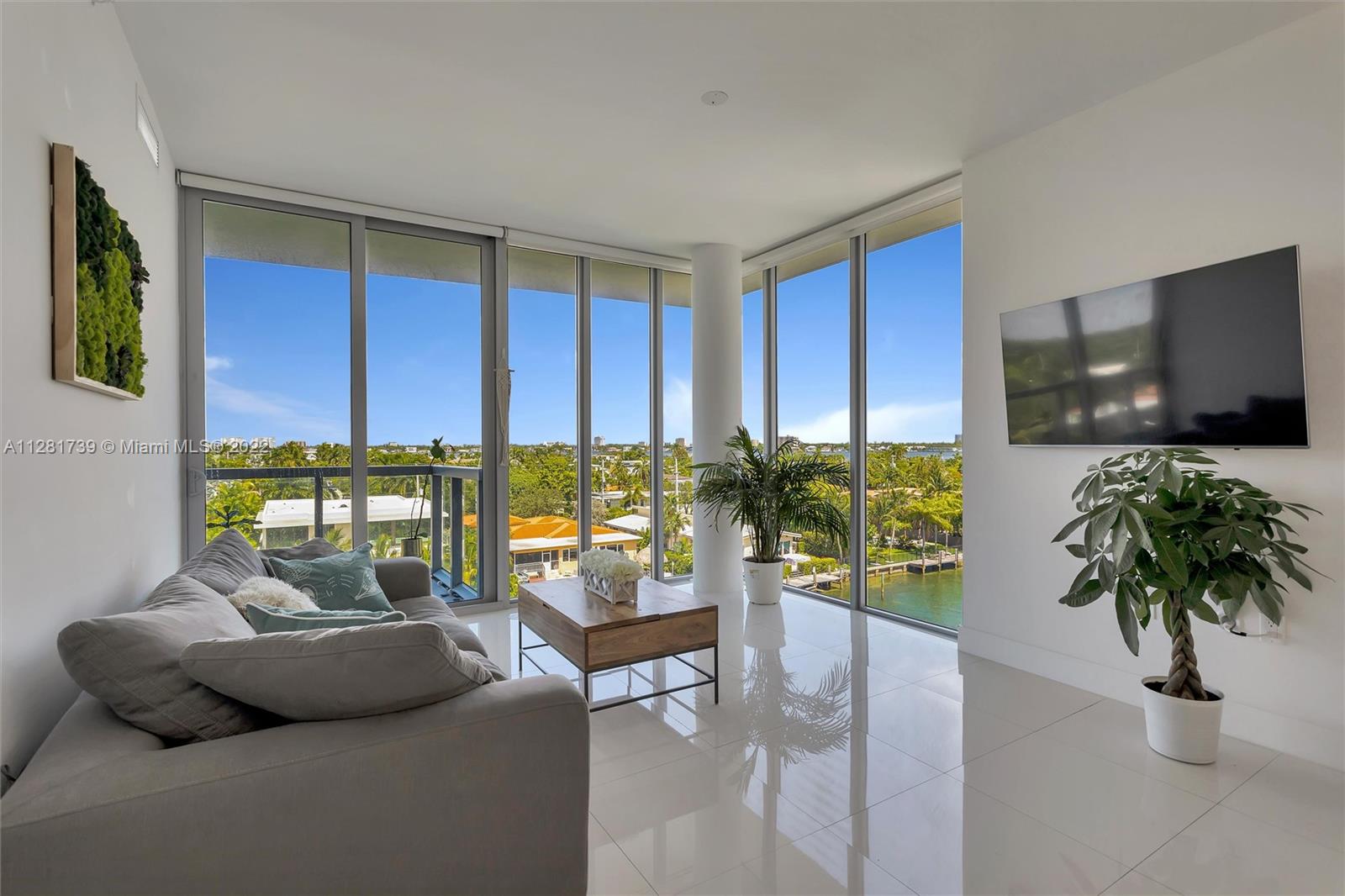9940 W Bay Harbor Dr Unit: 6FS