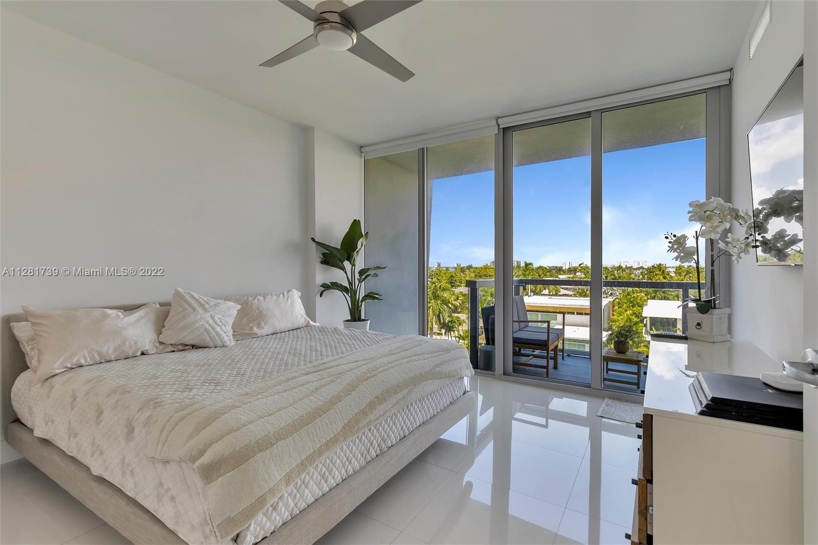 9940 W Bay Harbor Dr Unit: 6FS