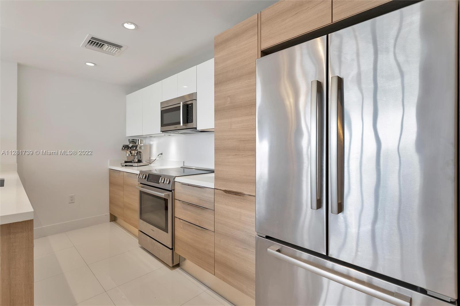 9940 W Bay Harbor Dr Unit: 6FS