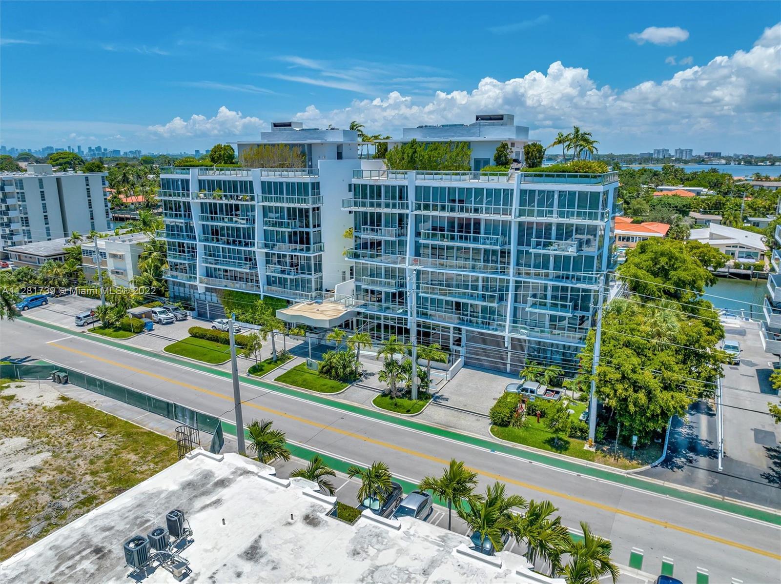 9940 W Bay Harbor Dr Unit: 6FS