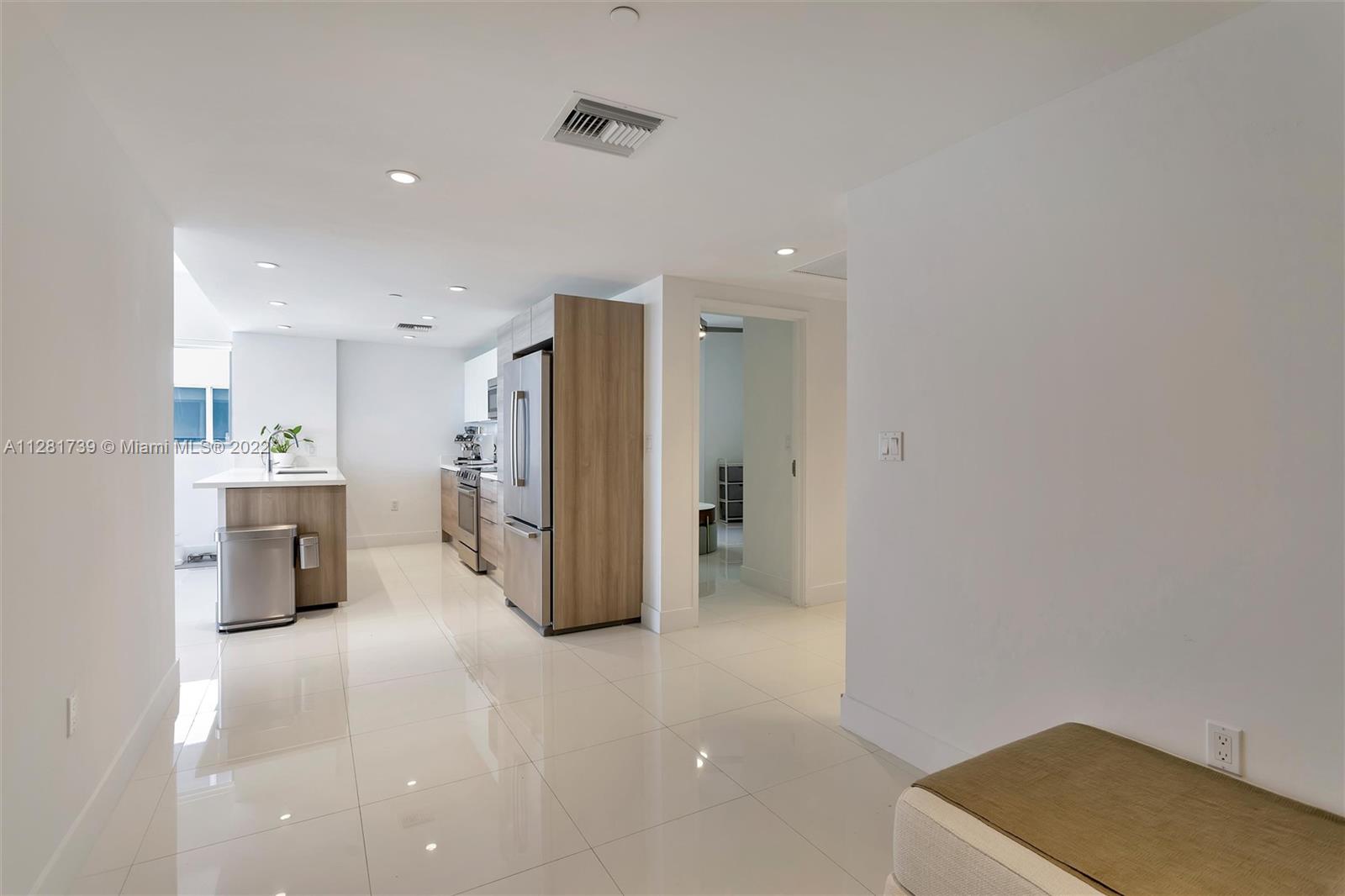 9940 W Bay Harbor Dr Unit: 6FS