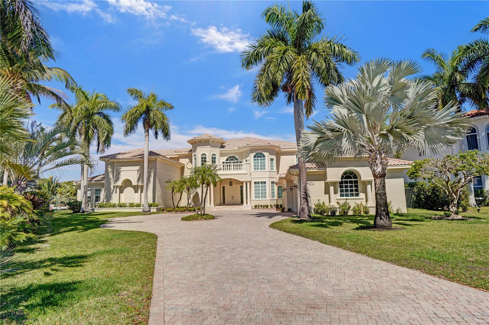 1130 Harbor Ct