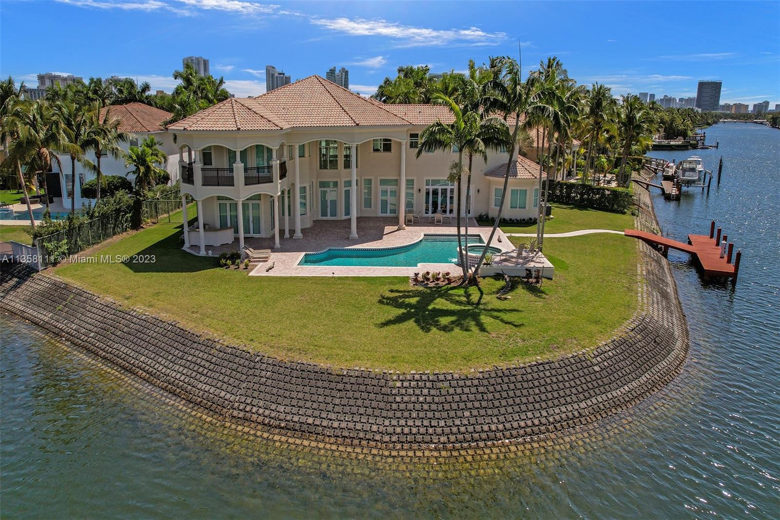 1130 Harbor Ct