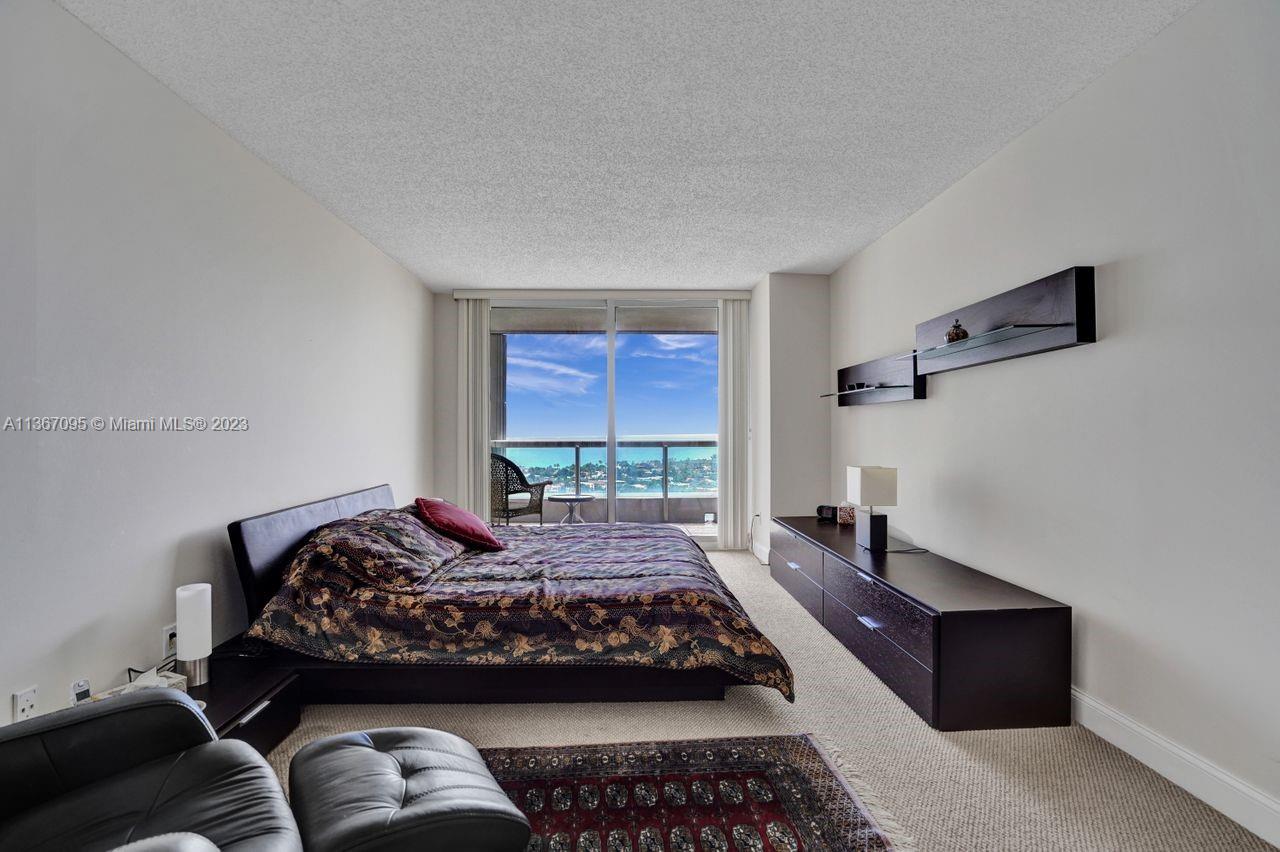 21055 Yacht Club Dr Unit: 2406
