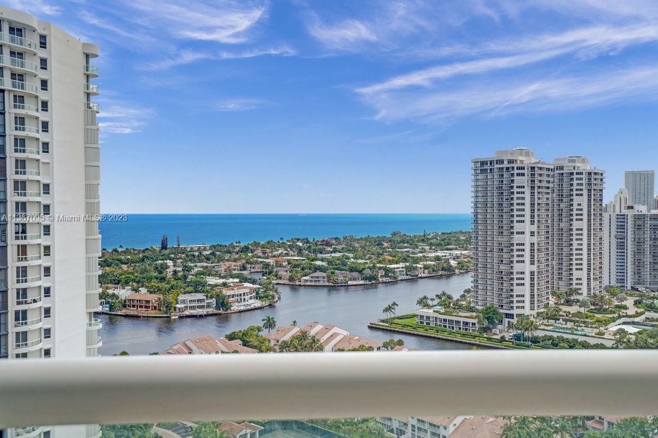 21055 Yacht Club Dr Unit: 2406