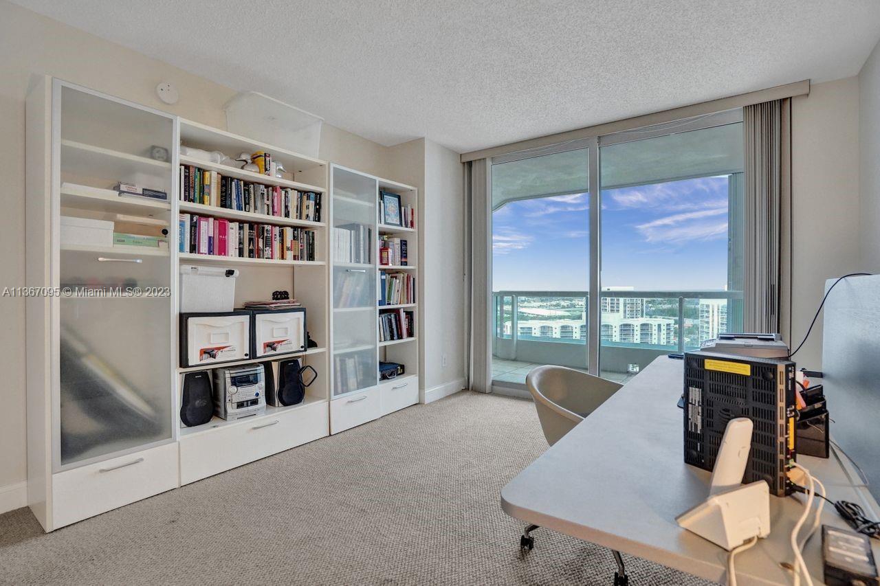 21055 Yacht Club Dr Unit: 2406