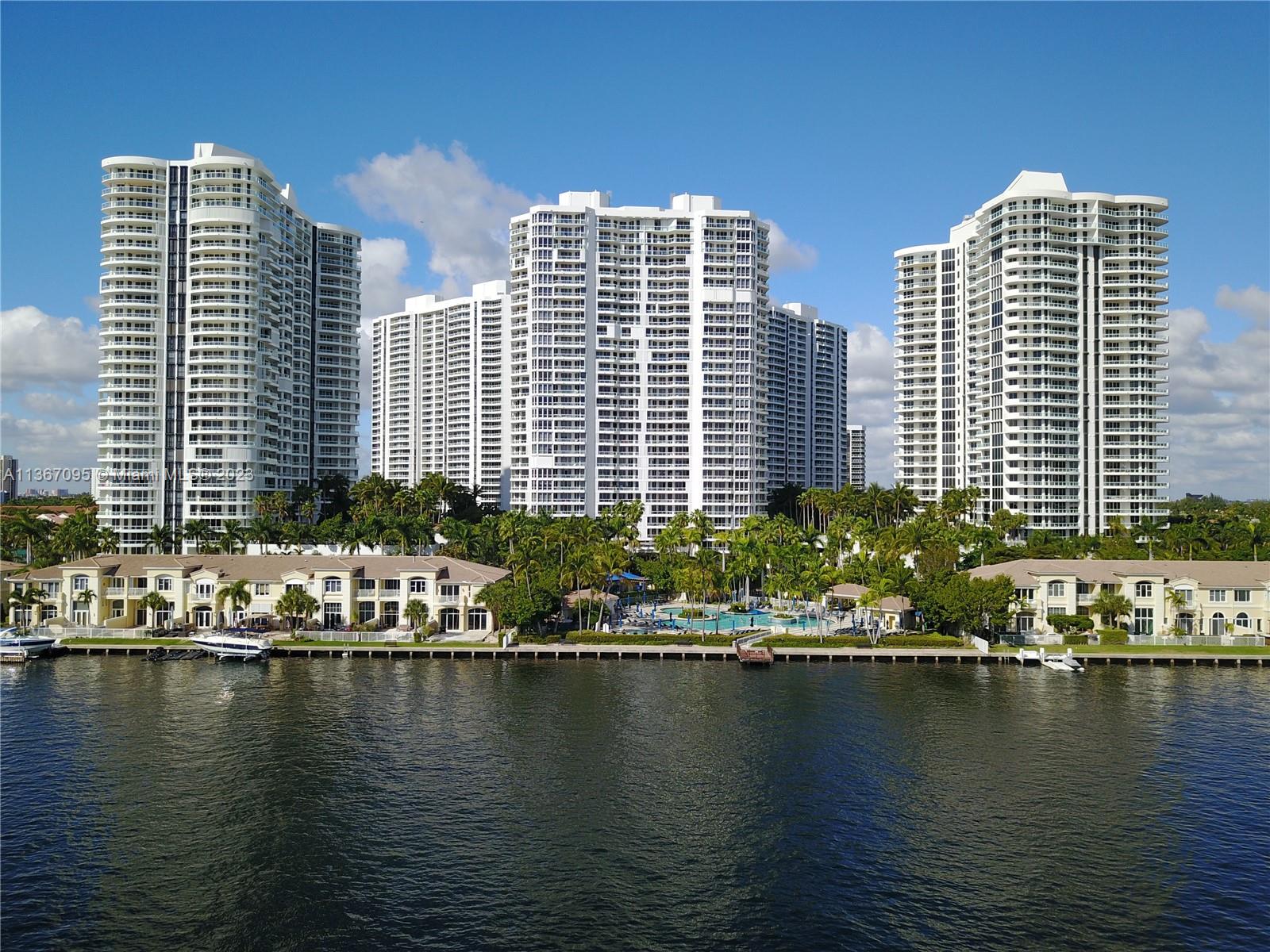 21055 Yacht Club Dr Unit: 2406