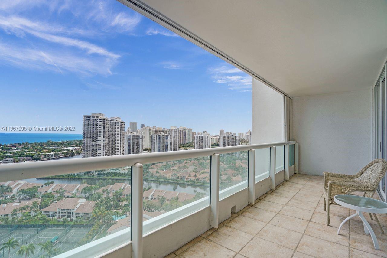 21055 Yacht Club Dr Unit: 2406