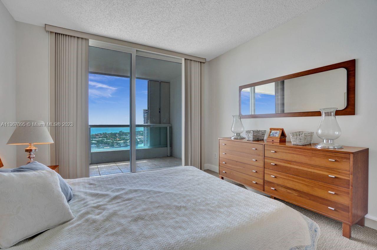 21055 Yacht Club Dr Unit: 2406