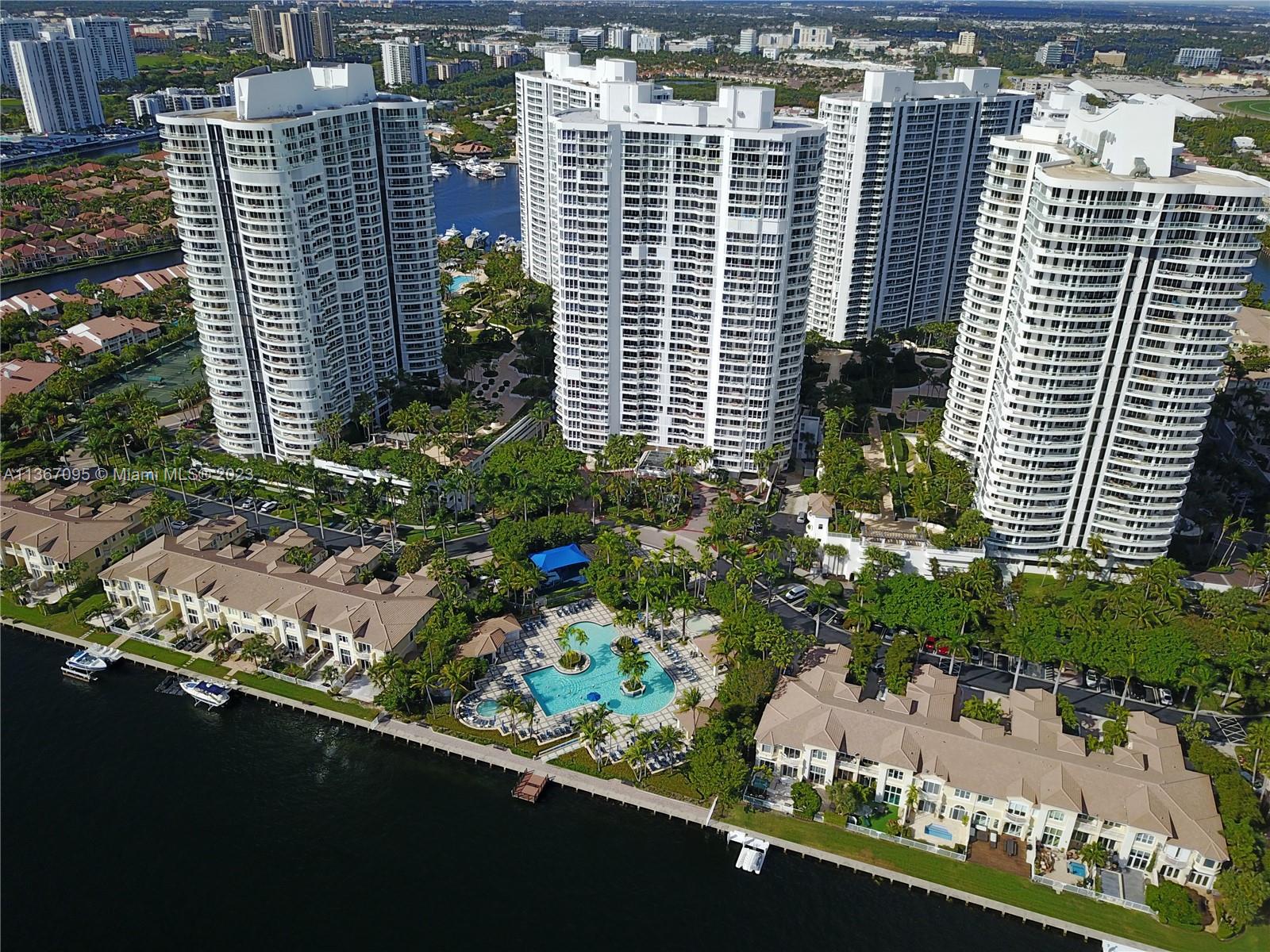 21055 Yacht Club Dr Unit: 2406