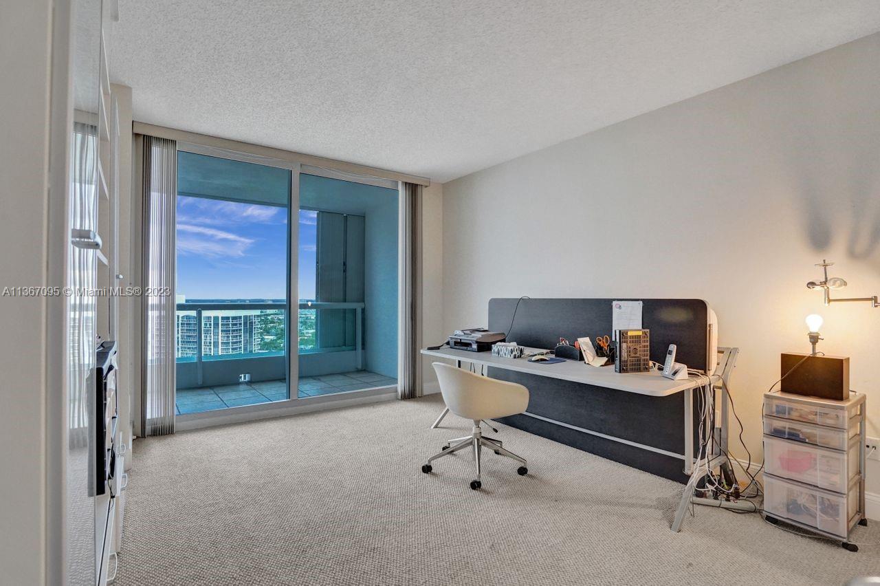 21055 Yacht Club Dr Unit: 2406