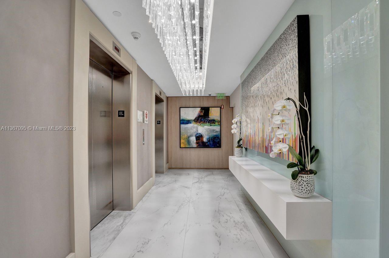 21055 Yacht Club Dr Unit: 2406