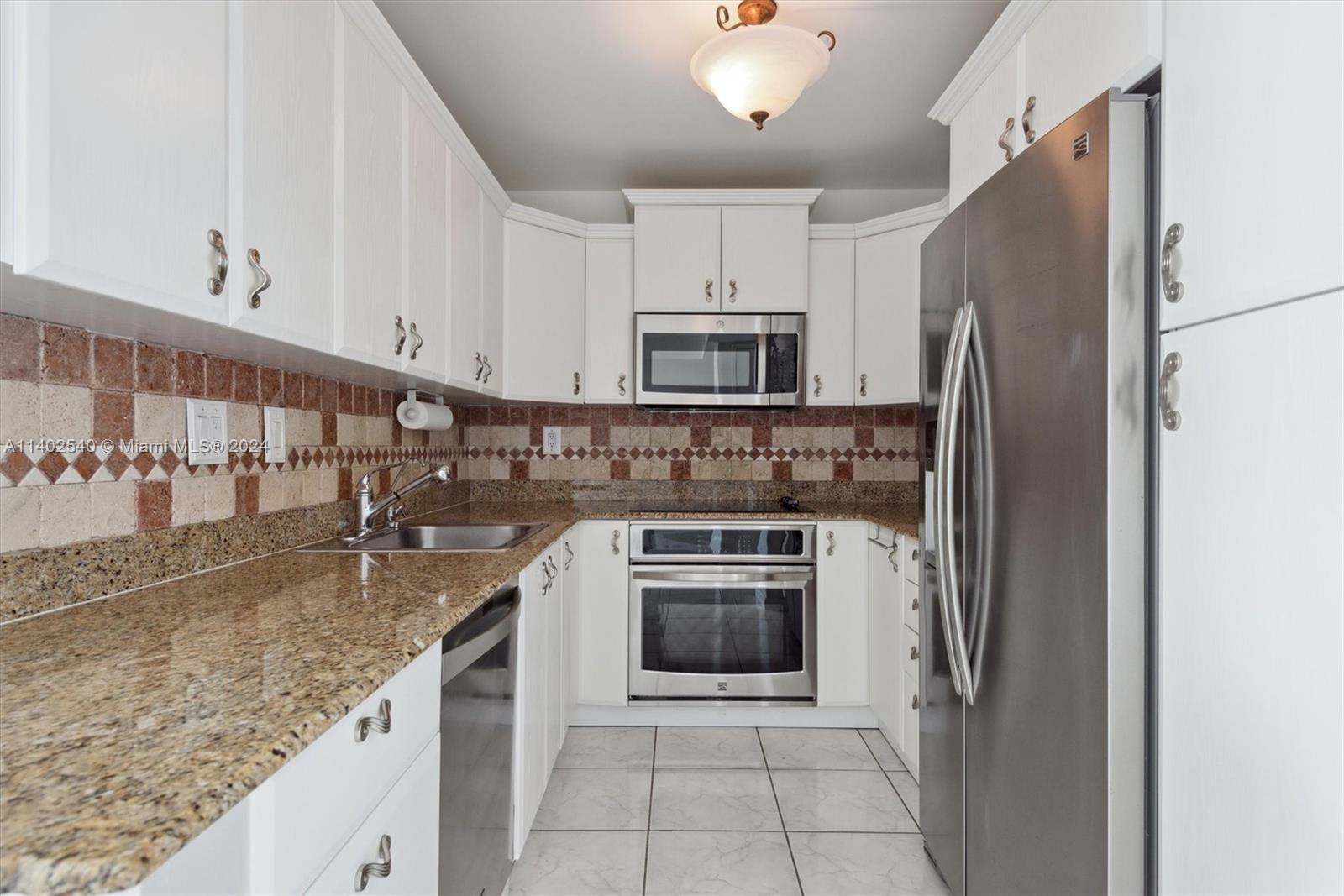20225 NE 34th Ct Unit: 2112