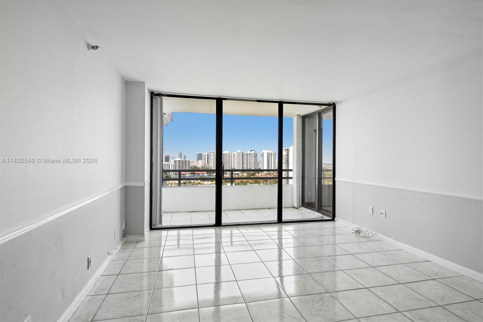 20225 NE 34th Ct Unit: 2112