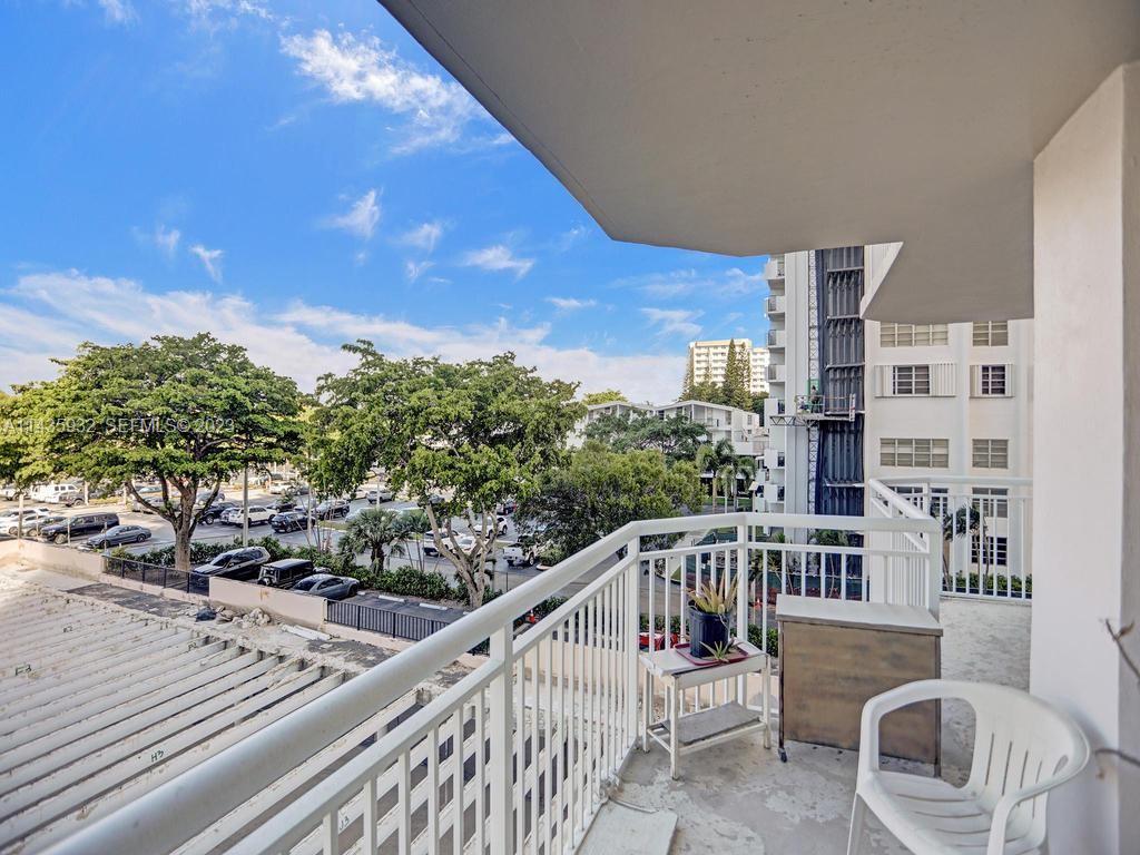 18051 Biscayne Blvd Unit: 304