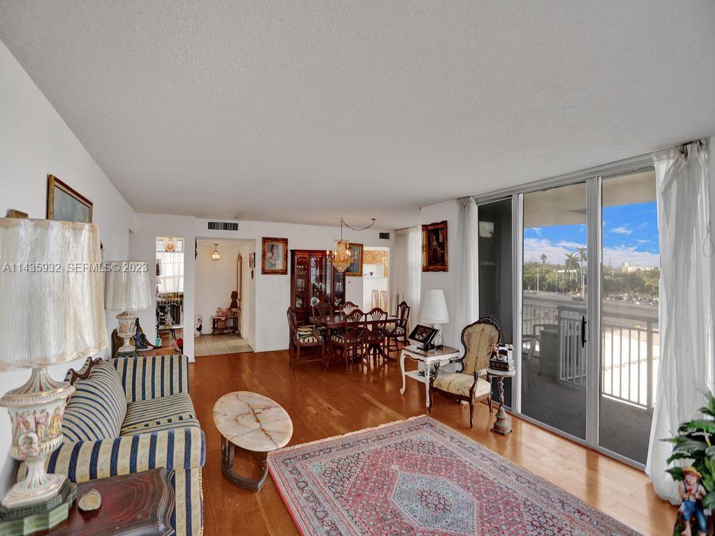 18051 Biscayne Blvd Unit: 304