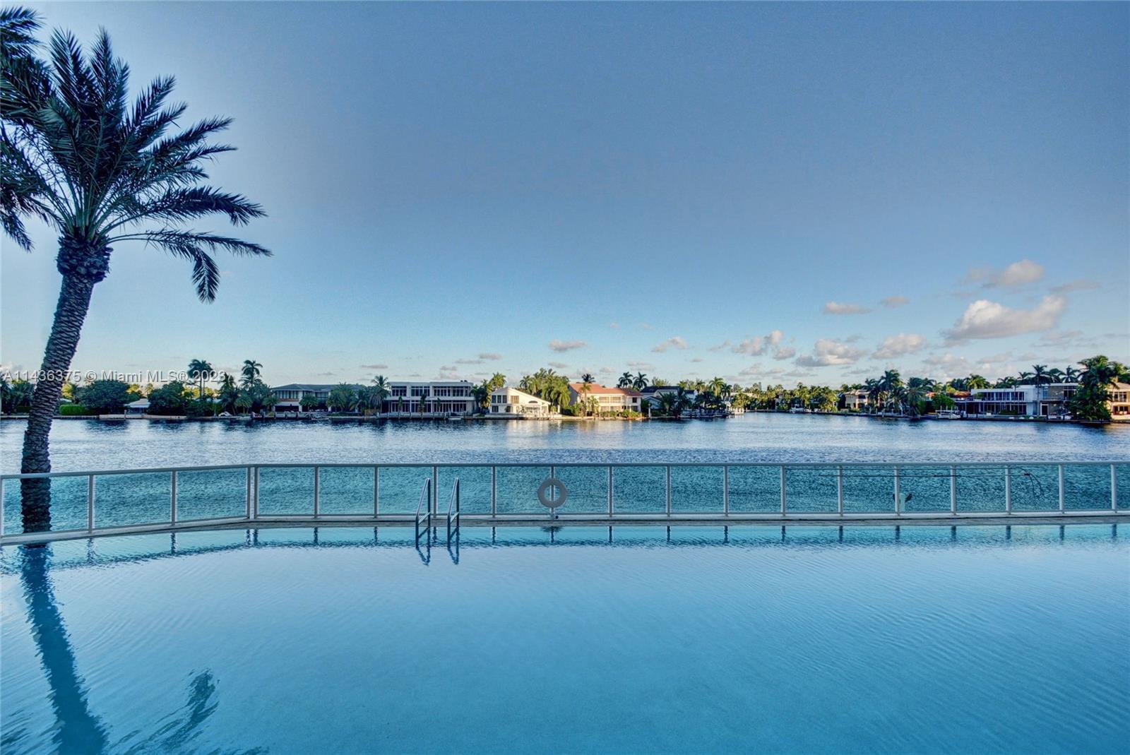 20201 E Country Club Dr Unit: 404