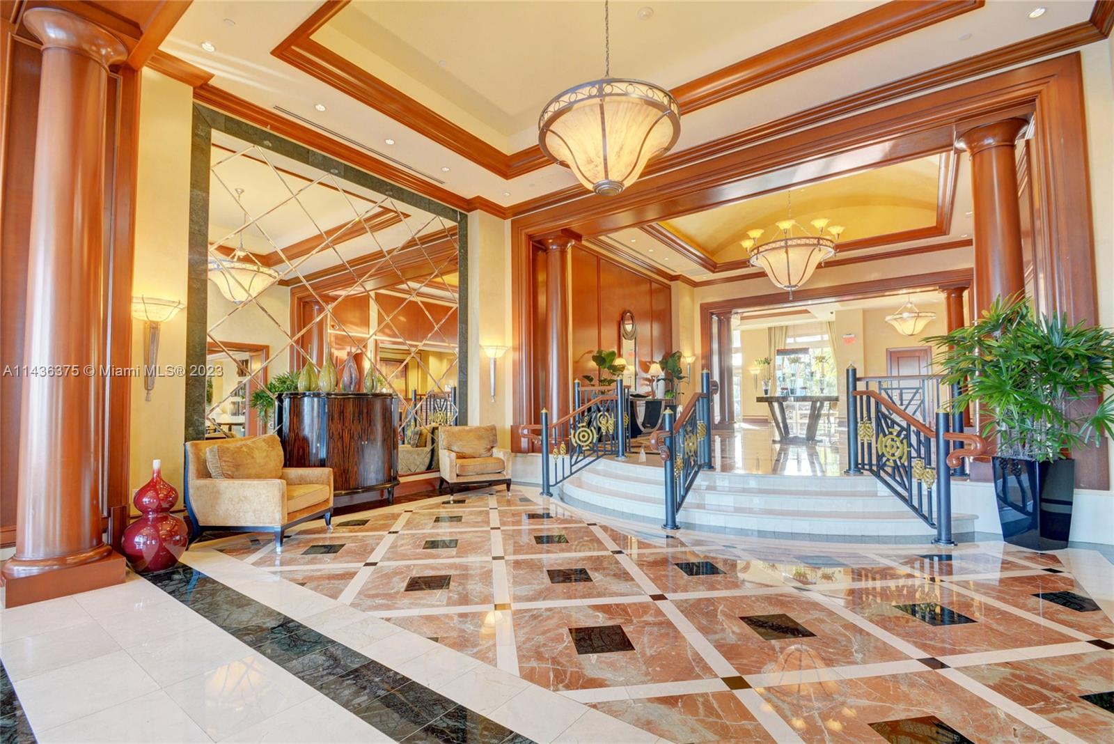 20201 E Country Club Dr Unit: 404