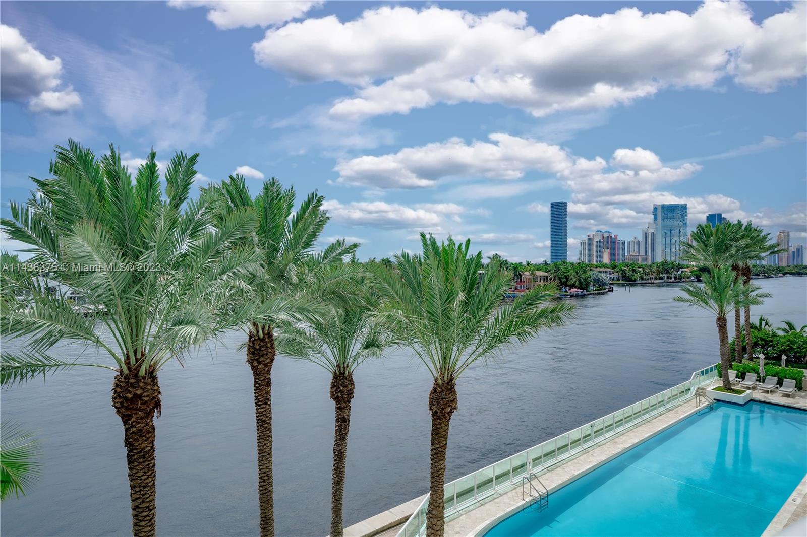 20201 E Country Club Dr Unit: 404