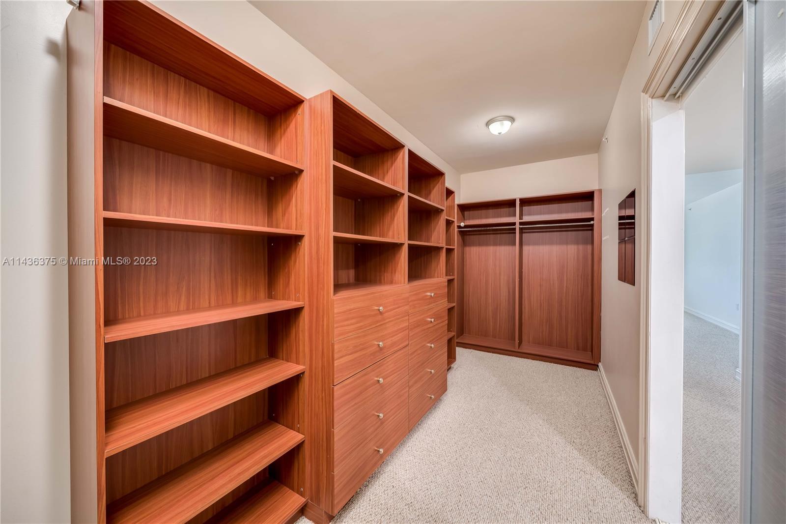 20201 E Country Club Dr Unit: 404
