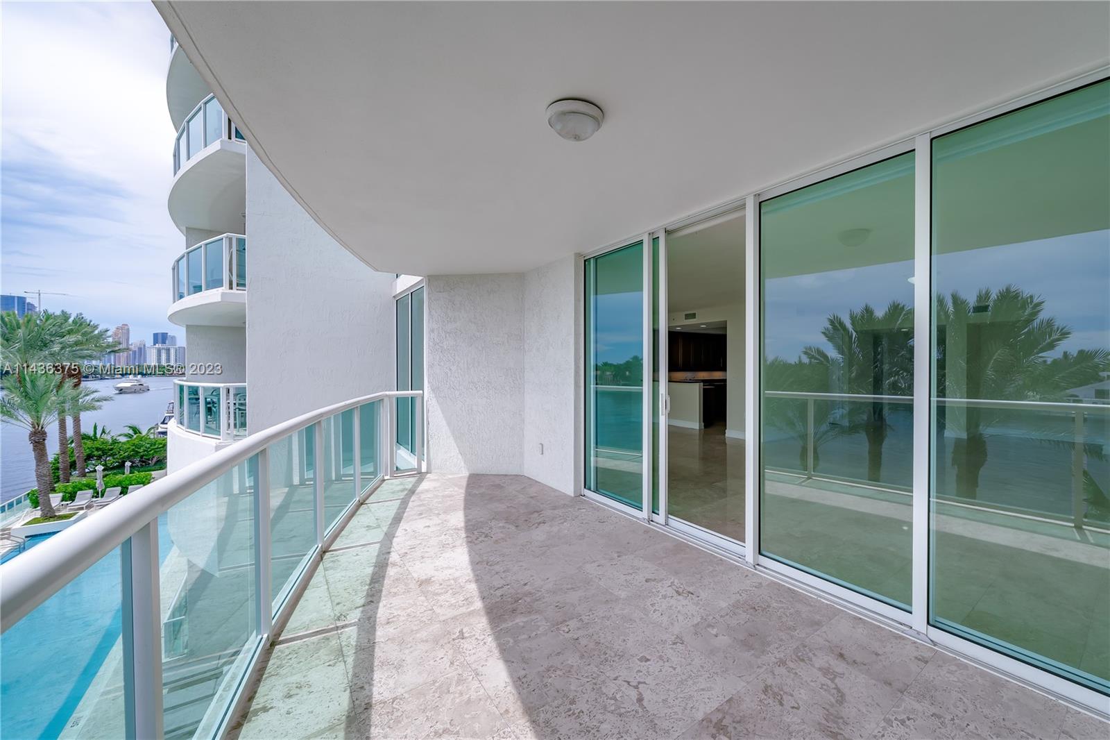 20201 E Country Club Dr Unit: 404