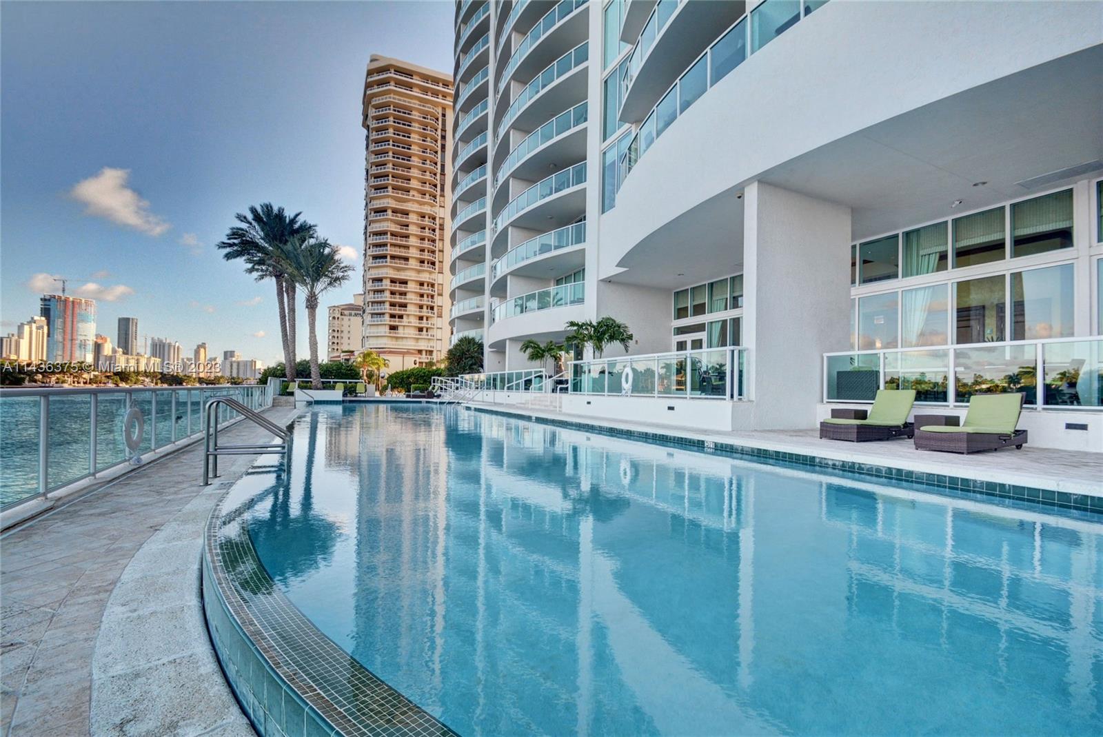 20201 E Country Club Dr Unit: 404