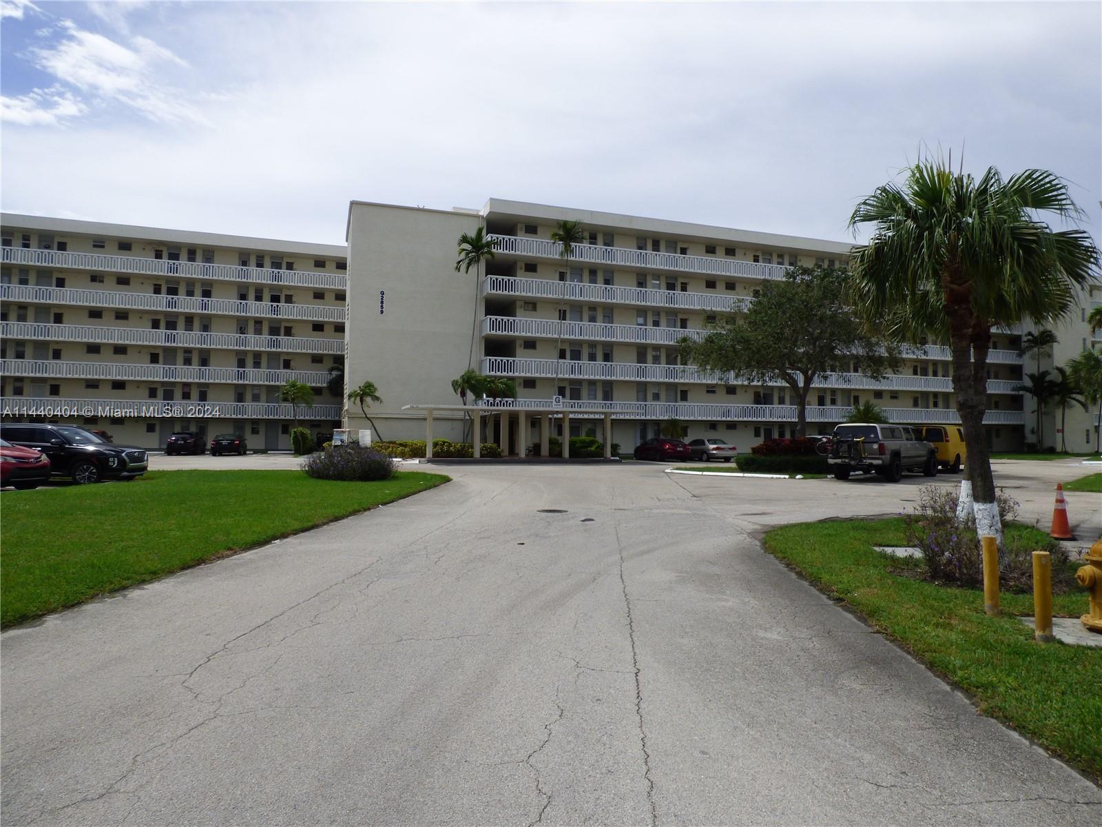 2859 Leonard Dr Unit: G306