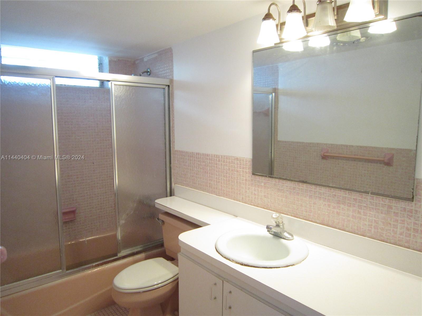 2859 Leonard Dr Unit: G306