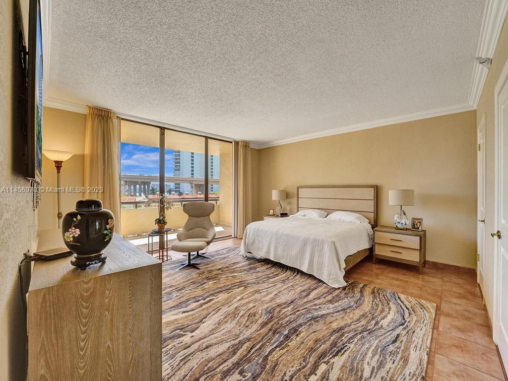19355 Turnberry Way Unit: 3J